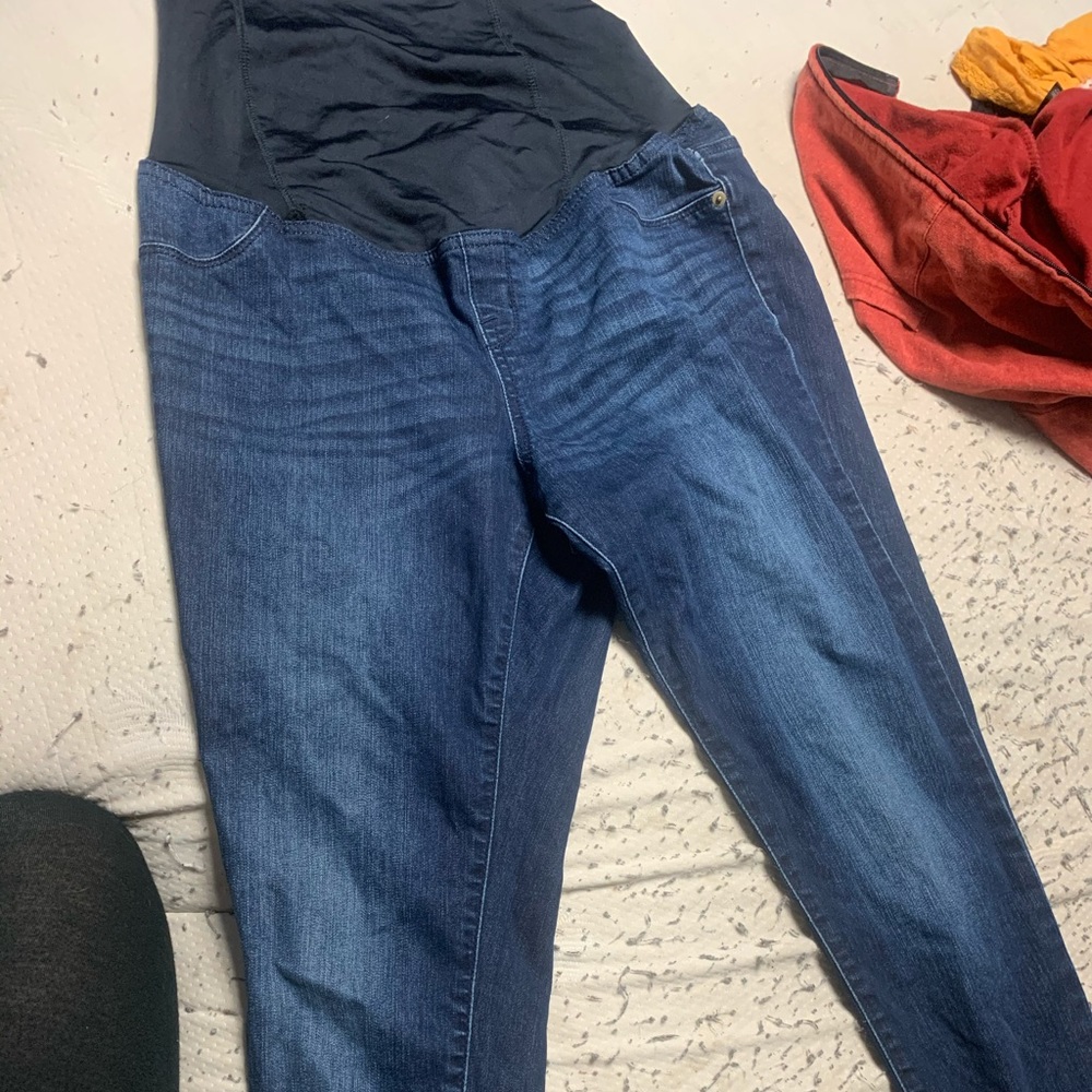 Maternity jeans